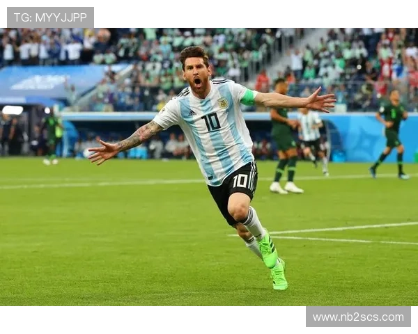 最近崛起的足球明星们如何在赛场上展现惊人实力与魅力