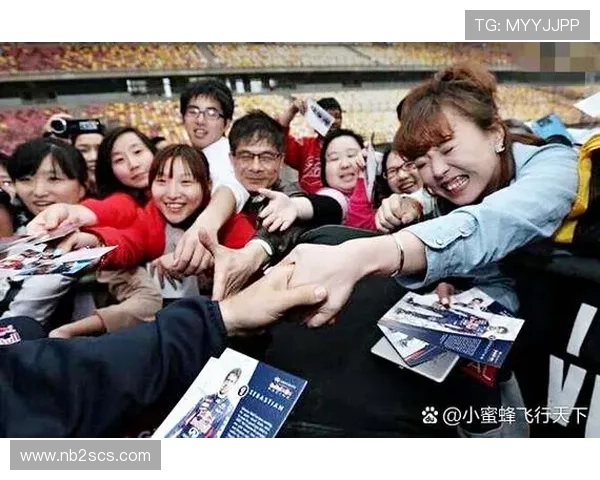 拍足球明星同款体验与偶像同场竞技的独特魅力与乐趣